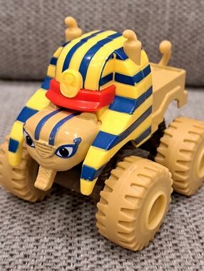 Blaze and the Monster Machines Sphinx Truck Egyptian Diecast 2014 DPL40 Mattel